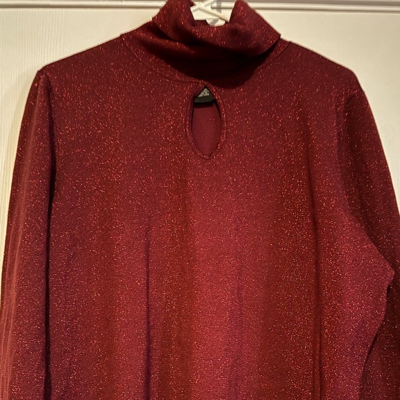 🎄Lane Bryant holiday wear red sparkle turtleneck sweater size 18/20 ✨ - Picture 1 of 4